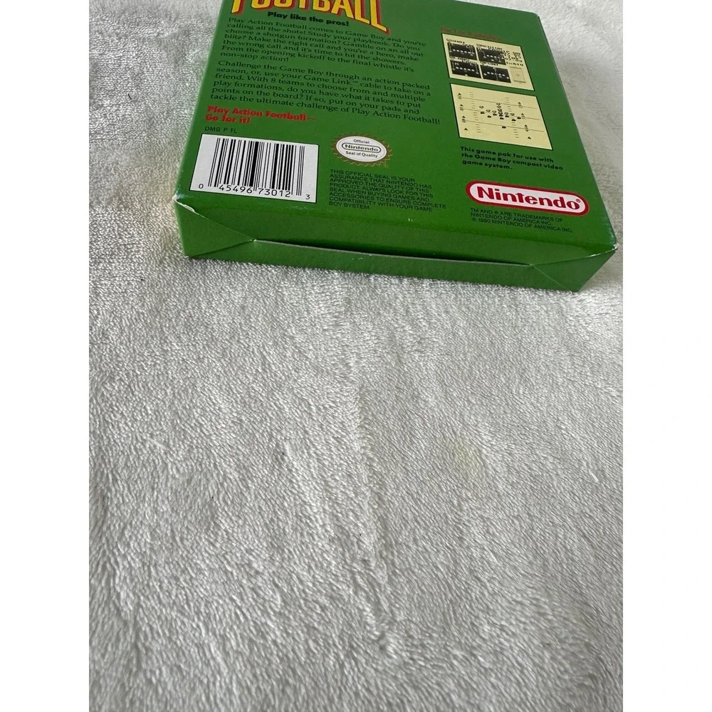 Nintendo Game Boy Play Action Football CIB Complete Box Manual & Poster